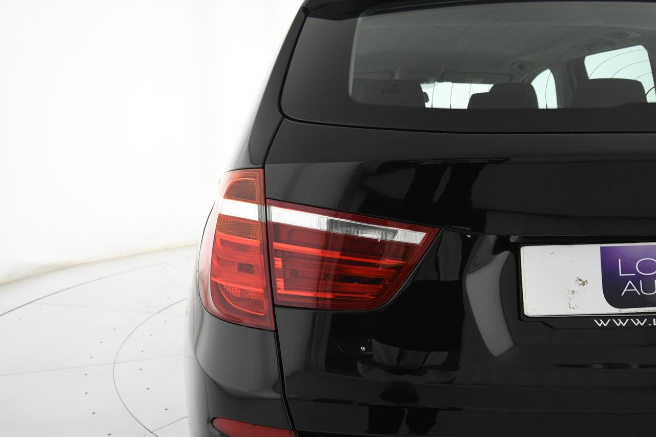 BMW X3 sdrive18d Business auto COMMERCIANTI+C17"