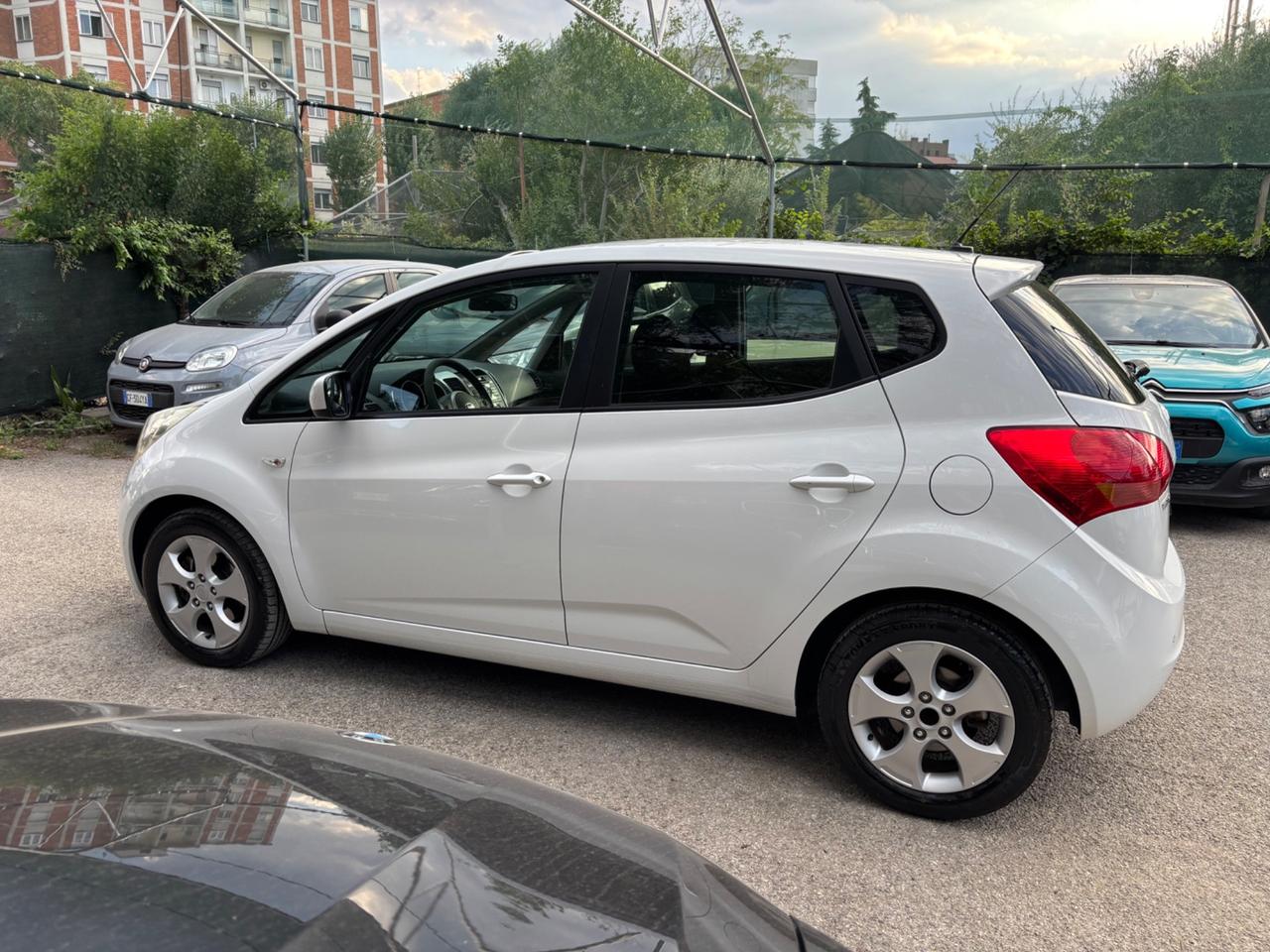 Kia Venga 1.4 benzina OK NEOPATENTATI