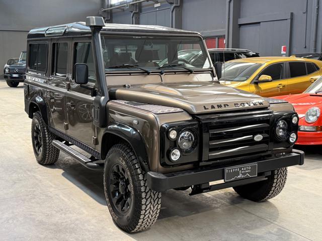 LAND ROVER Defender 110 2.2 TD4 Station Wagon N1