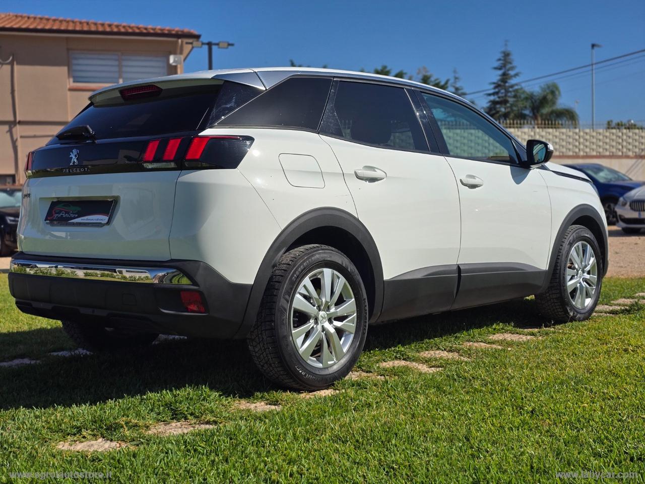 PEUGEOT 3008 BlueHDi 130 S&S EAT8 Business