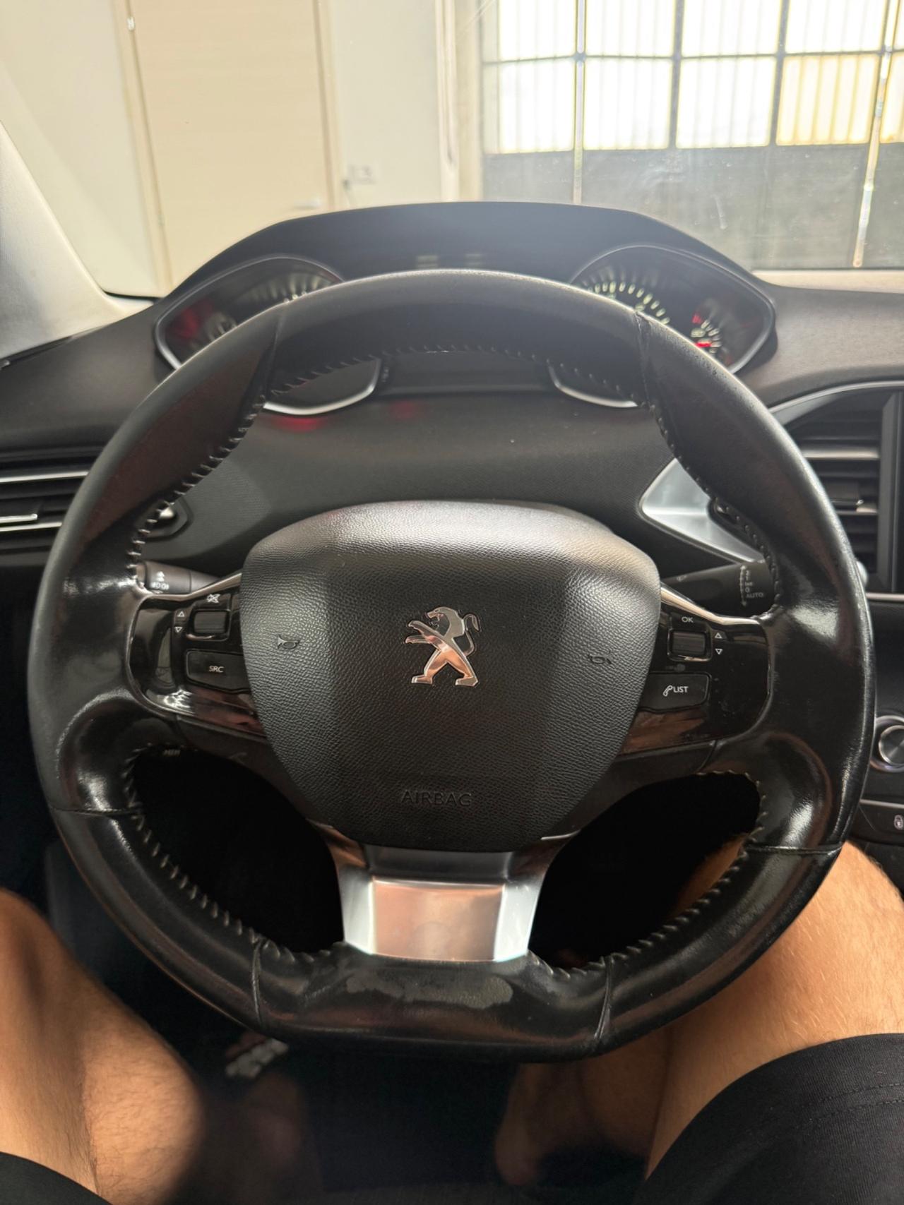 Peugeot 308 BlueHDi 120 S&S SW Business