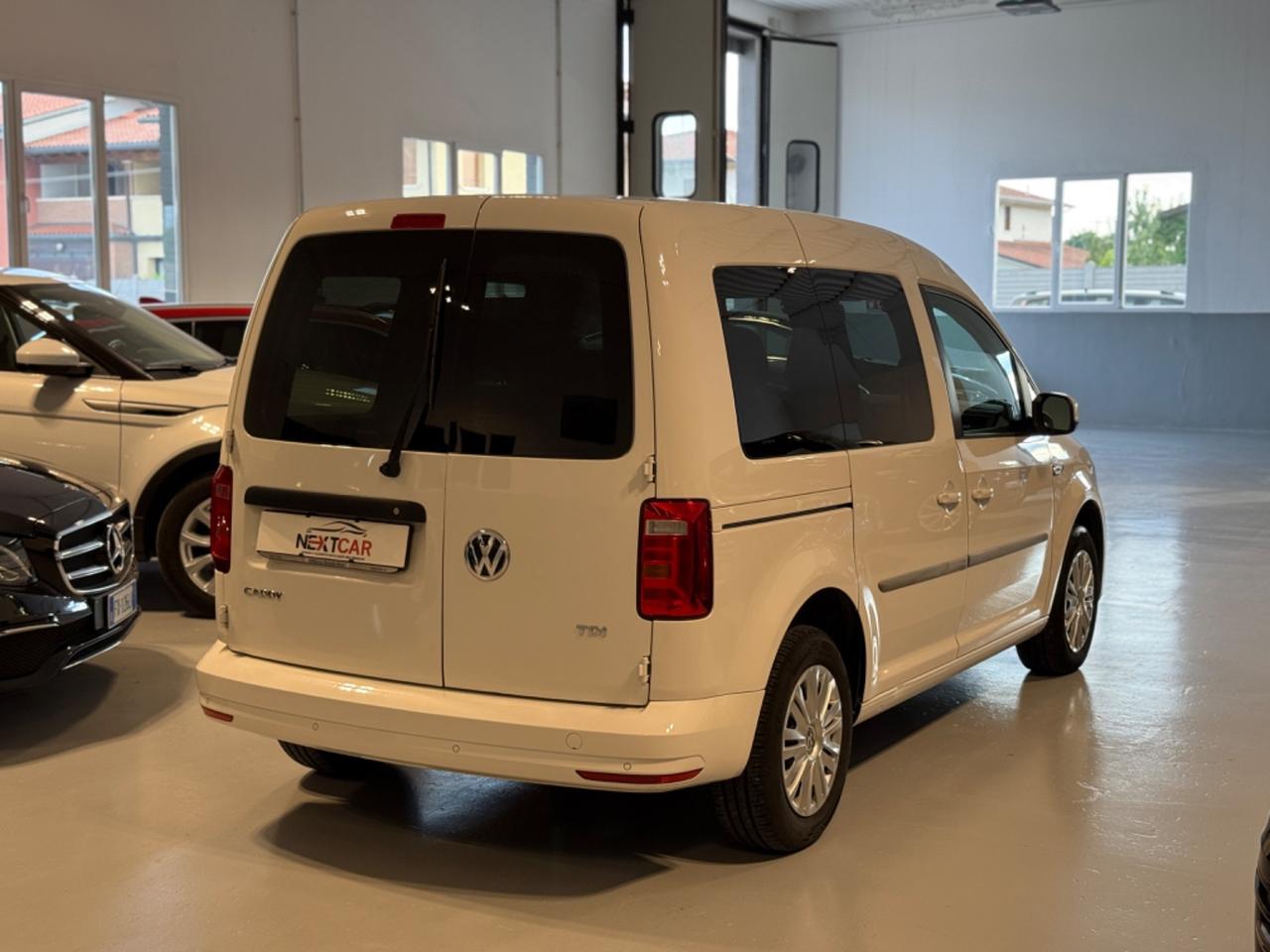 Volkswagen Caddy 1.6 TDI EURO 6!