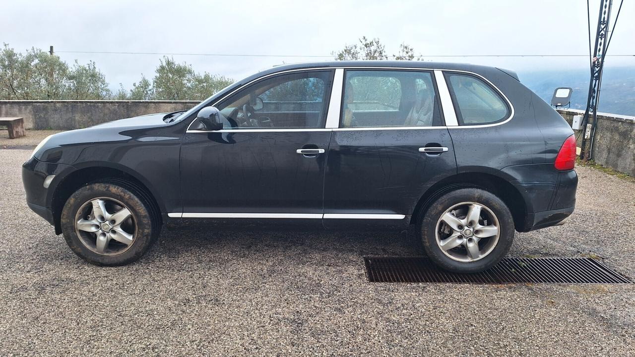 Porsche Cayenne 3.2 V6 cat