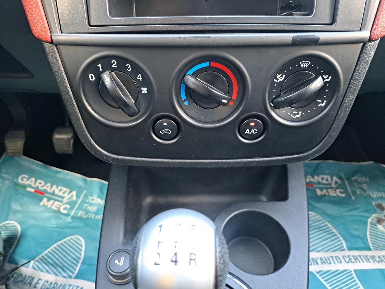 Ford Fiesta 1.6 TDCi , 90CV 5p. Ghia/ OK NEOPATENTATI