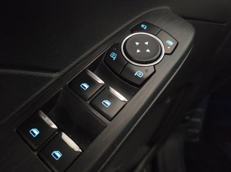 FORD Kuga 3ª serie - Kuga (AUTOCARRO) 1.5 EcoBlue 120 CV aut. 2WD TITANIUM BUS