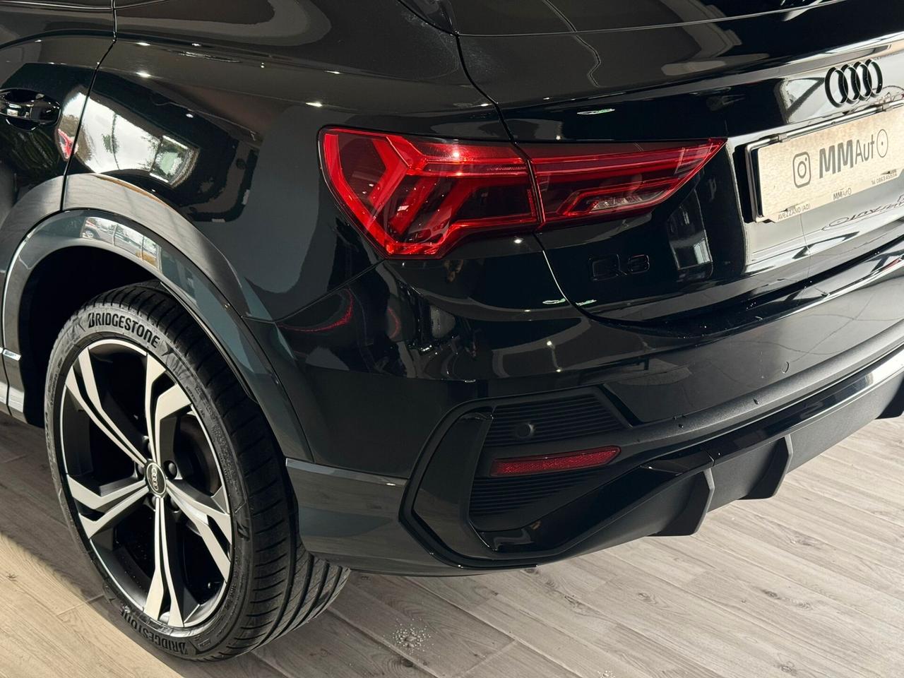 Audi Q3 SPB 35 TDI S tronic S-Line Identity Black