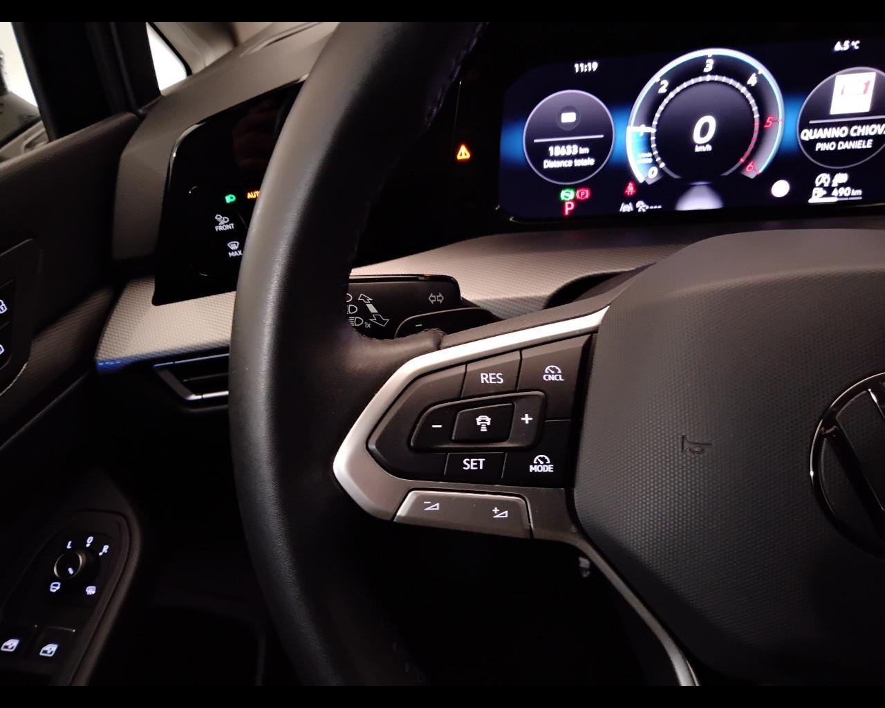 VOLKSWAGEN Golf VIII 2024 - Golf 2.0 tdi Style 150cv dsg