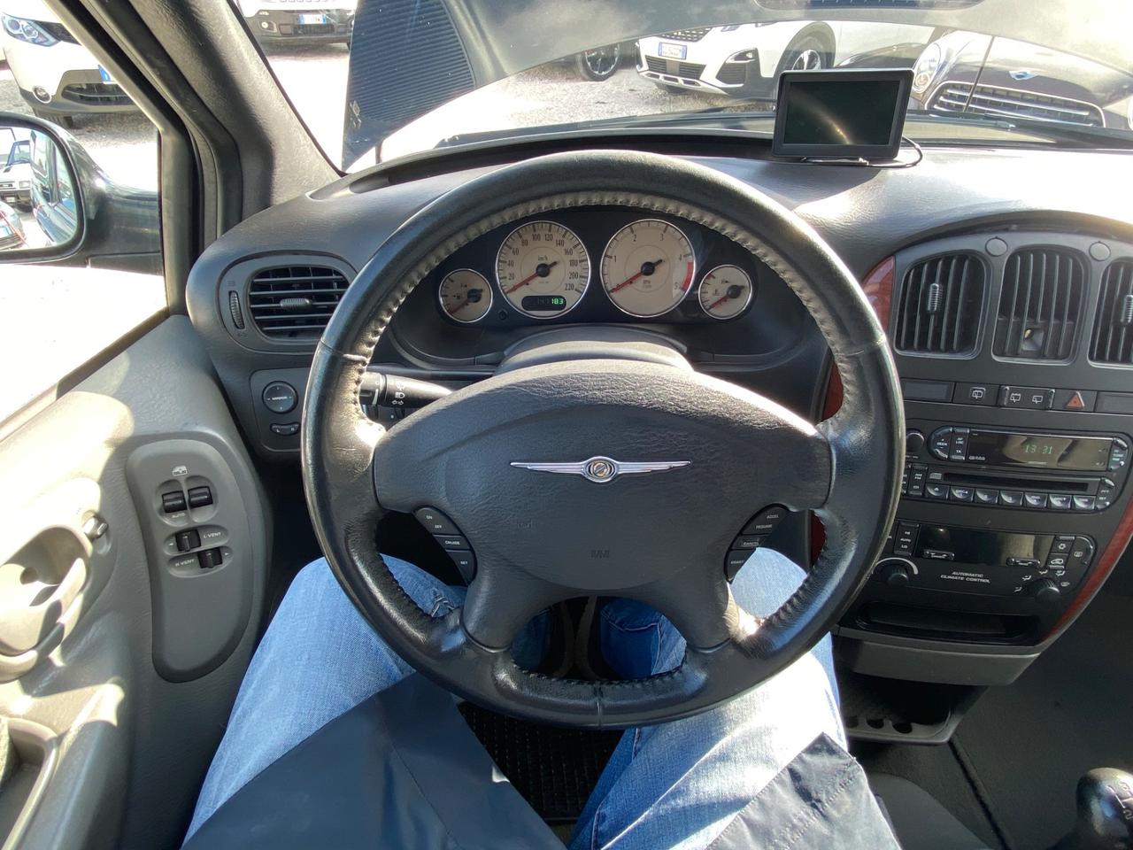 Chrysler Voyager 2.5 CRD cat LX Leather