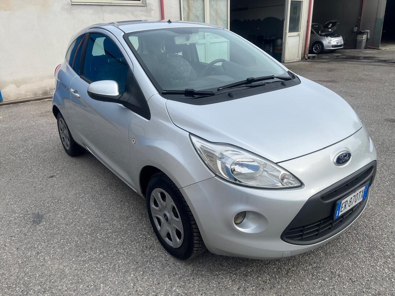 Ford ka 1.2 benz .-full opt-2013