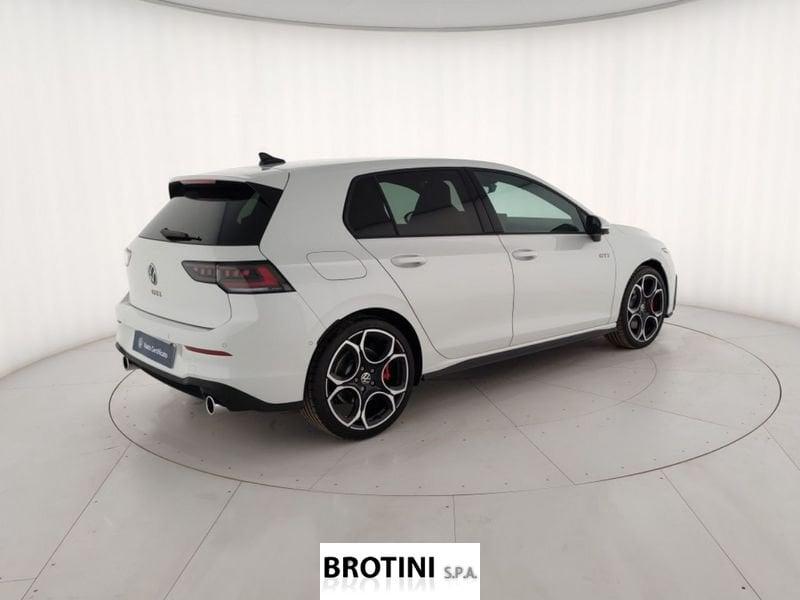 Volkswagen Golf 2.0 TSI GTI DSG
