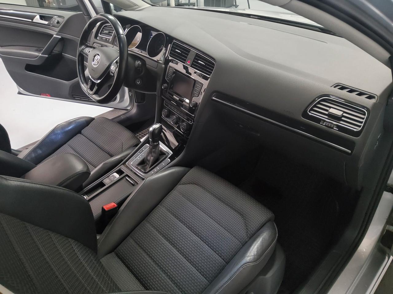 Volkswagen Golf 1.4 TGI DSG 5p. Highline BlueMotion