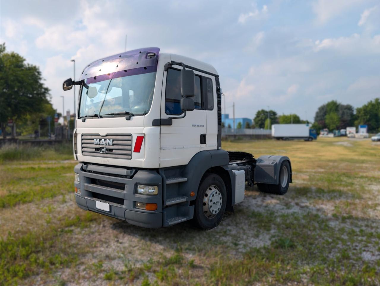 TRATTORE STRADALE MAN TGA 18.440