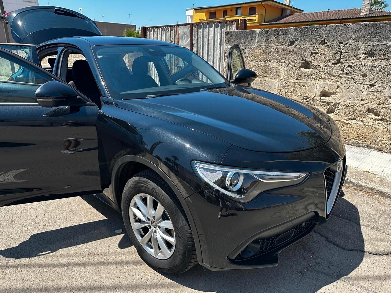 Alfa Romeo Stelvio 2.2 Turbodiesel 190 CV AT8 Q4 Business