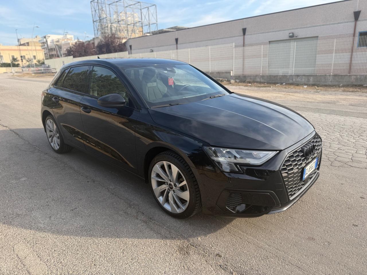 Audi A3 SPB 35 TDI S line edition IDENTITY BLACK