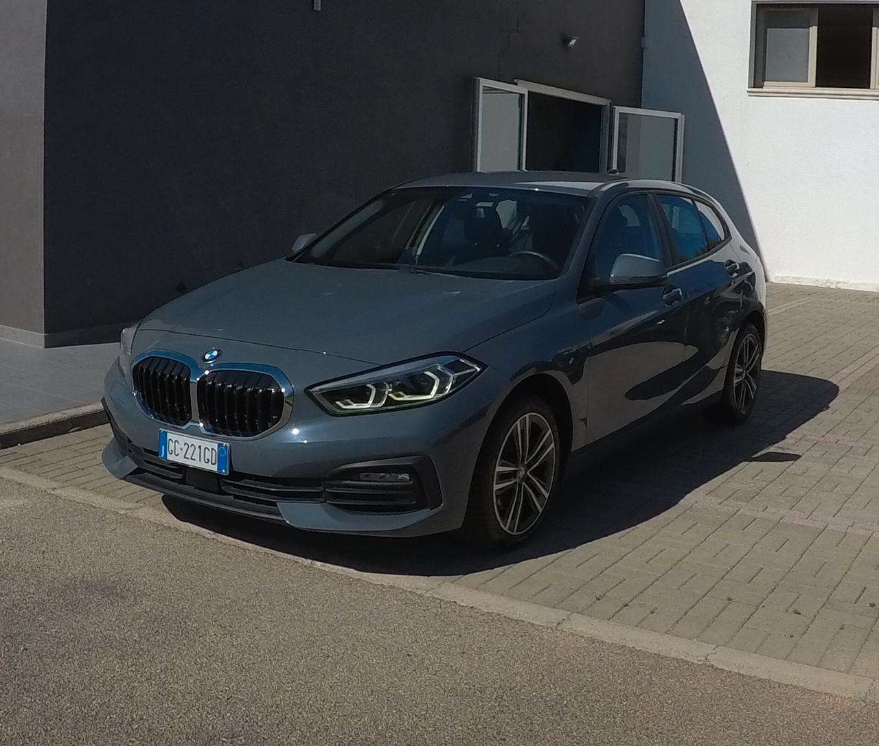 Bmw 116d 5p. Business Advantage Autom.