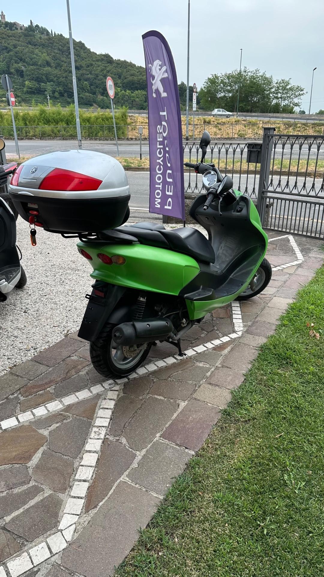 Yamaha Majesty 125