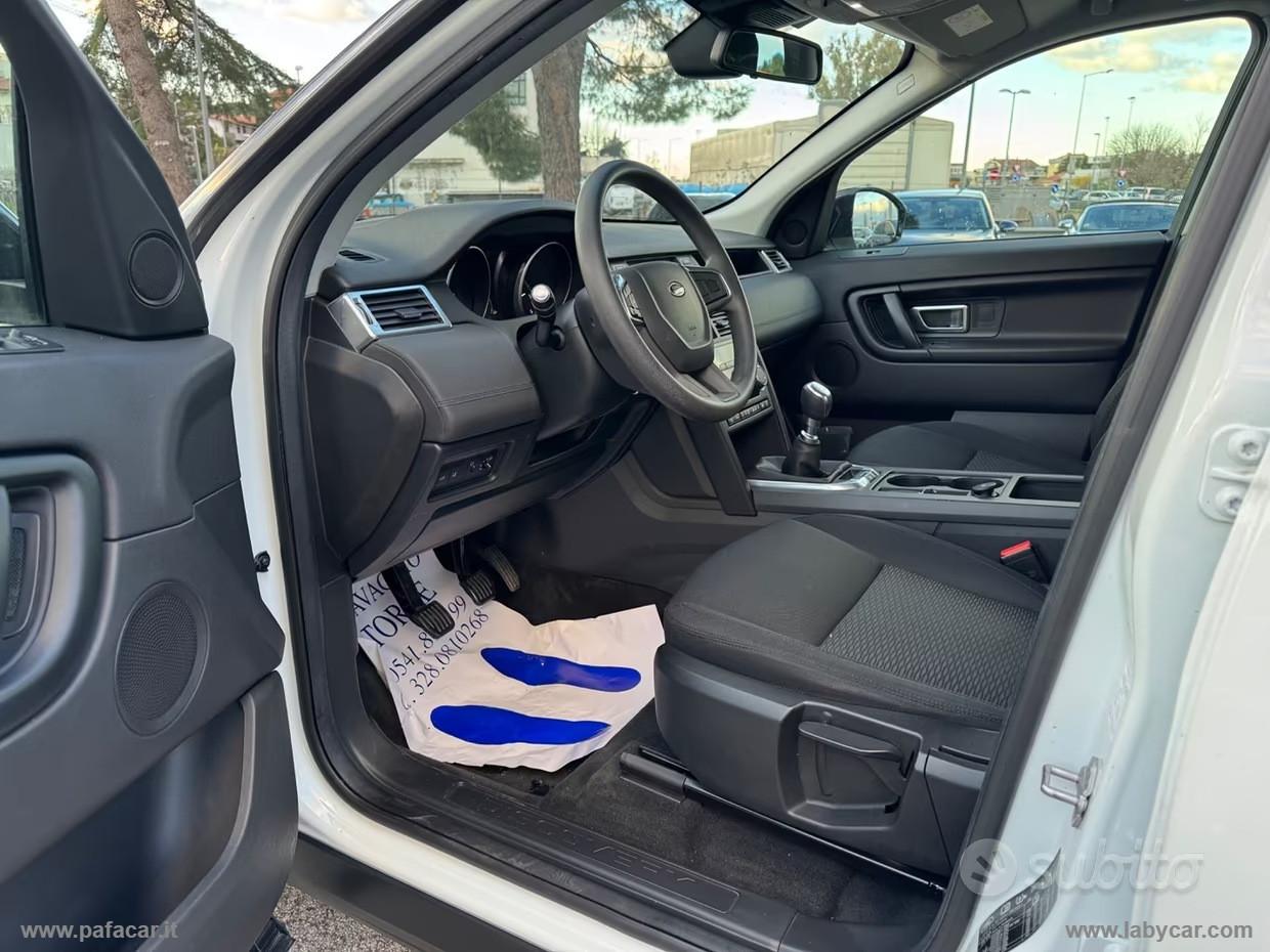 LAND ROVER Discovery Sport 2.0D I4-L.Flw R-Dyn. HSE