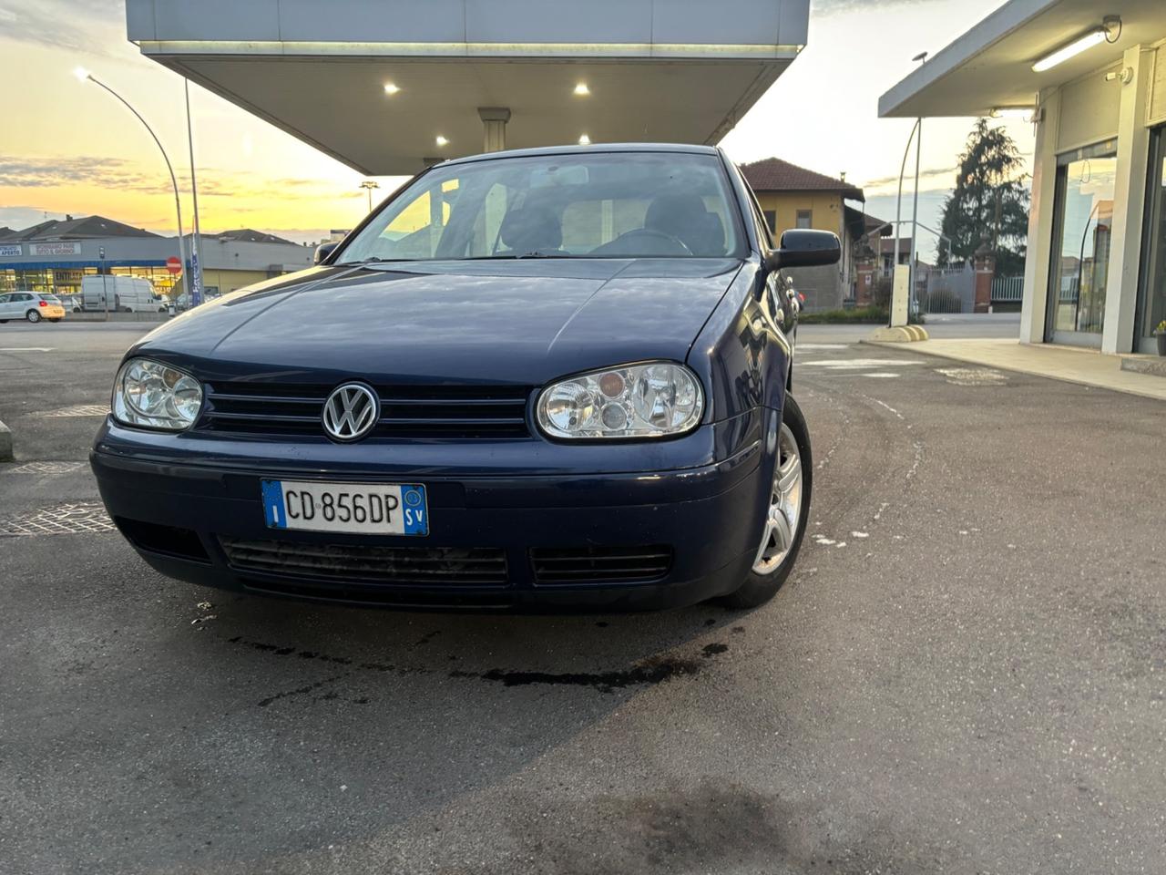 Volkswagen Golf 1.6 5p. Comfortline