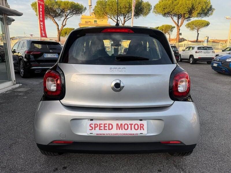 smart forfour Forfour Passion 90cv twinamic,SPORT PACK, LED, PANORAMA!