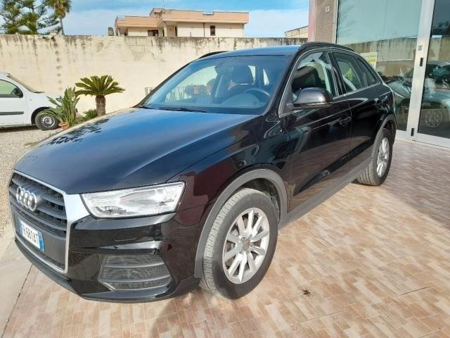 Audi Q3 2.0 TDI 150 CV S tronic Business