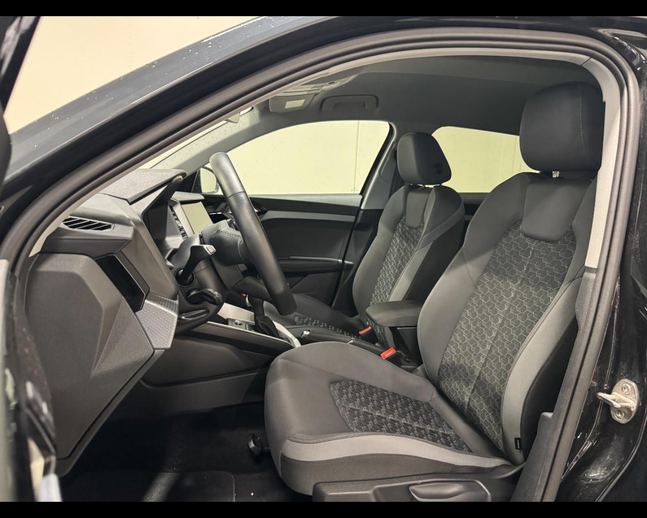 AUDI A1 SPORTBACK 35 TFSI S-TRONIC S LINE EDITION