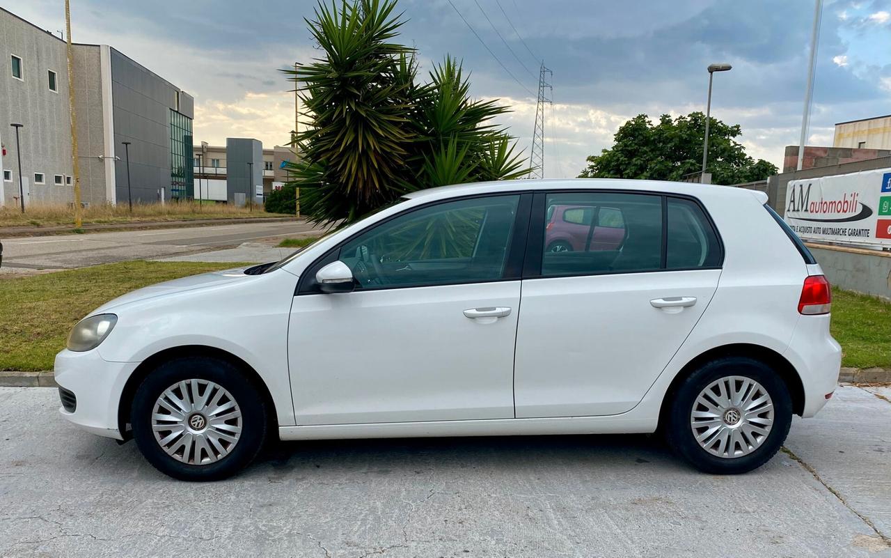 Volkswagen Golf 1.4 benzina 80 cv. *65.200 km