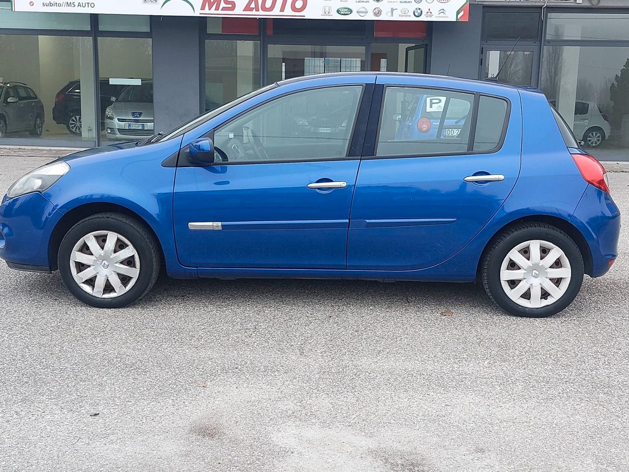 Renault Clio 1.2 16V 5 porte GPL Dynamique