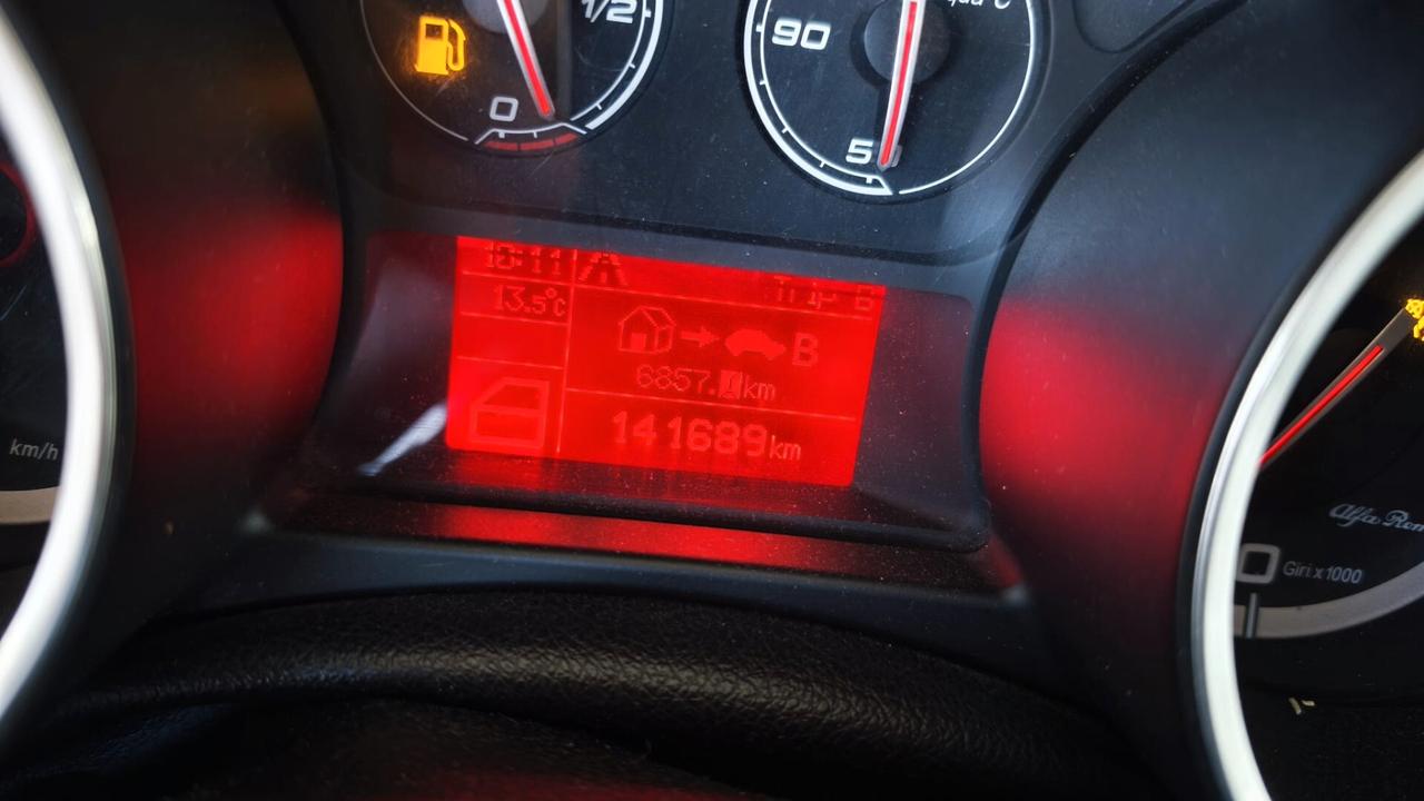 Alfa Romeo Giulietta 1.6 JTDm-2 105 CV Exclusive