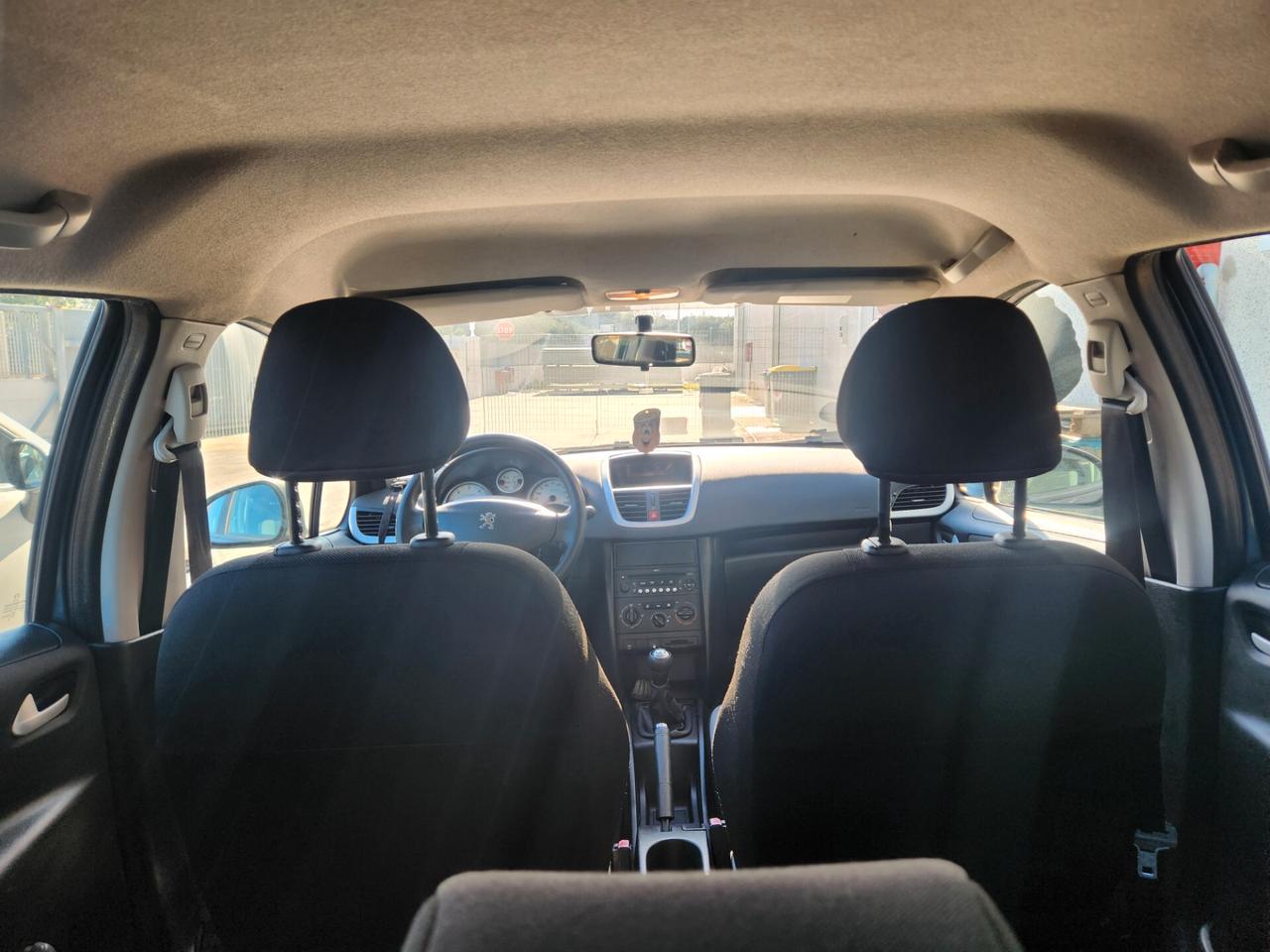 Peugeot 207 1.4 HDi 70CV X NEOPATENTATI