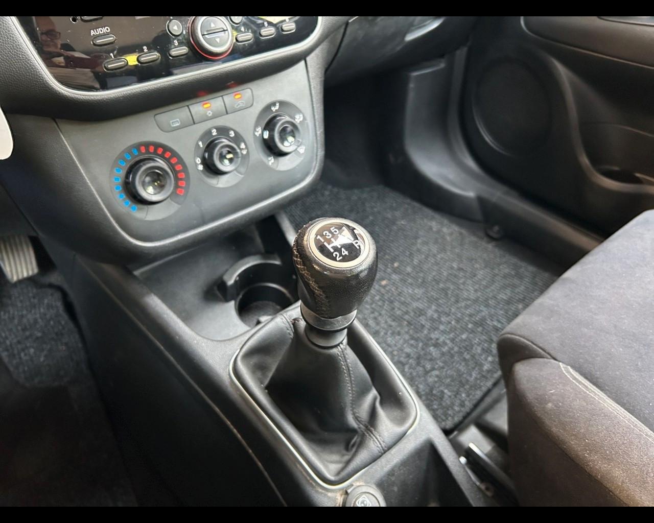 FIAT Punto III 2012 - punto 1.2 Lounge 5p E6