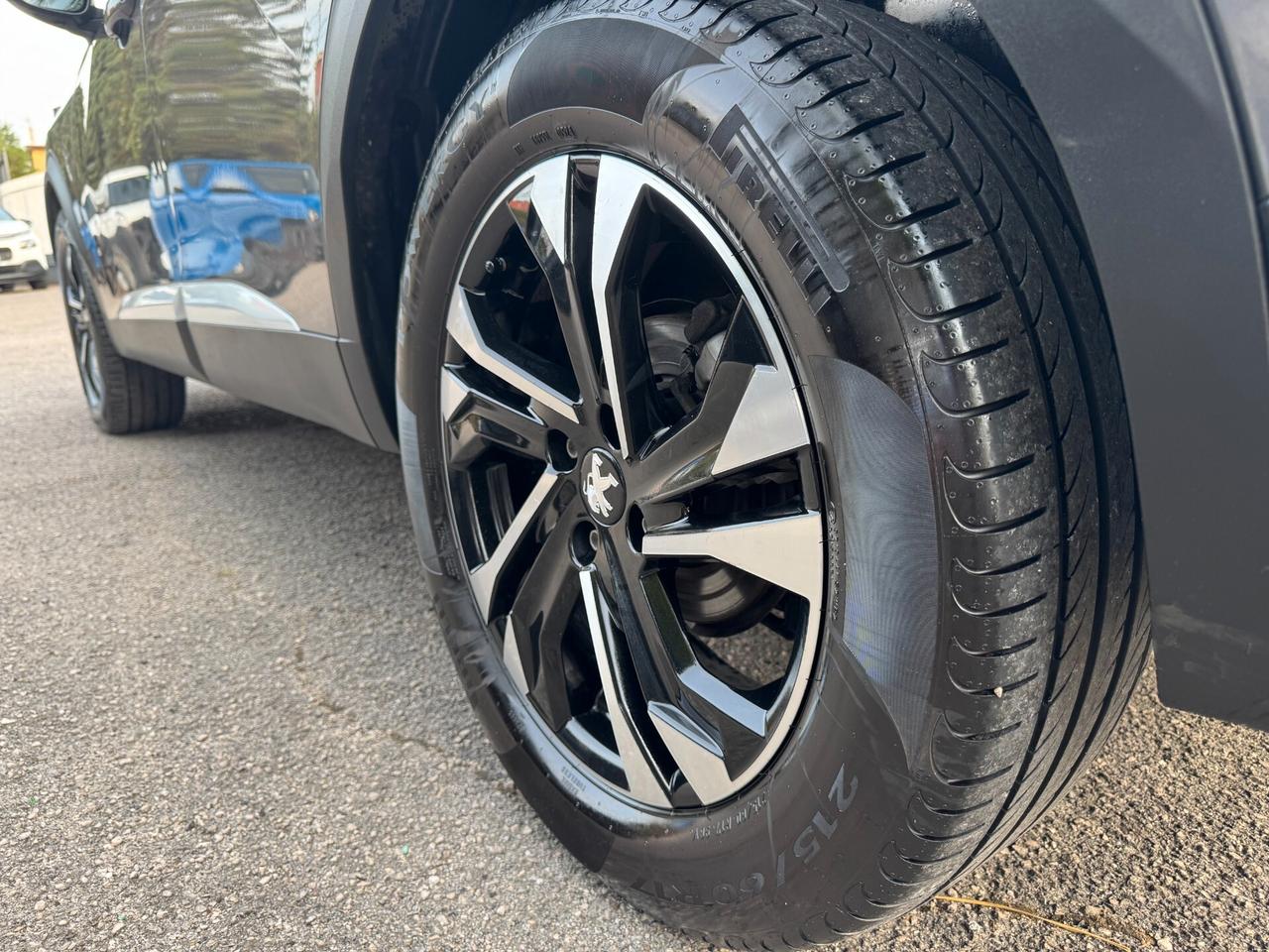 Peugeot 2008 BlueHDi 130 S&S EAT8 Allure Pack 2021