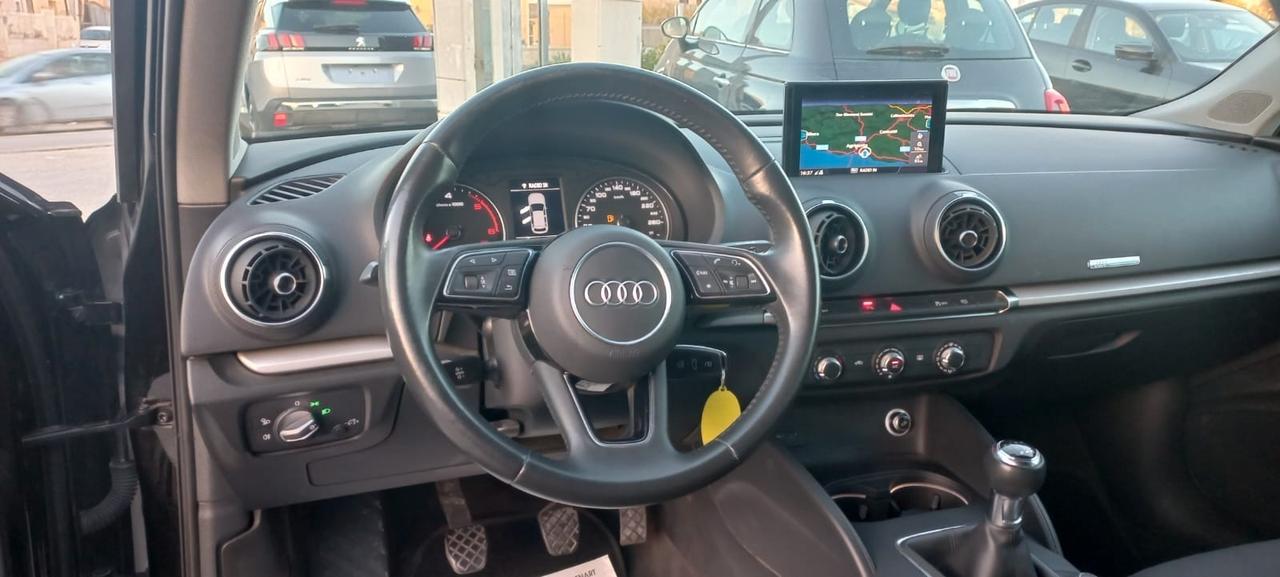 Audi A3 SPB 30 TDI Business