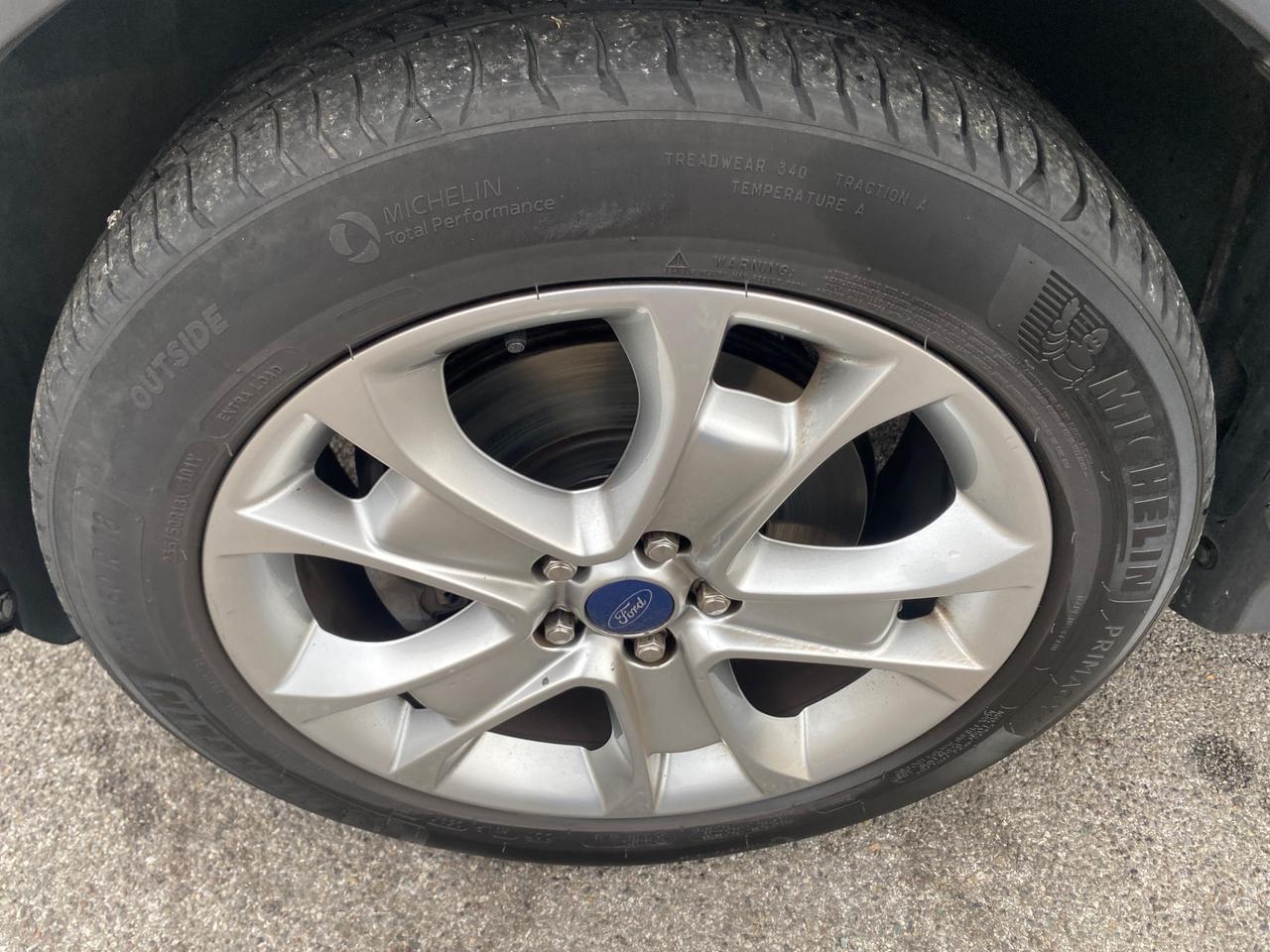 Ford Kuga 2.0 TDCI 163 CV 4WD Powershift Titanium