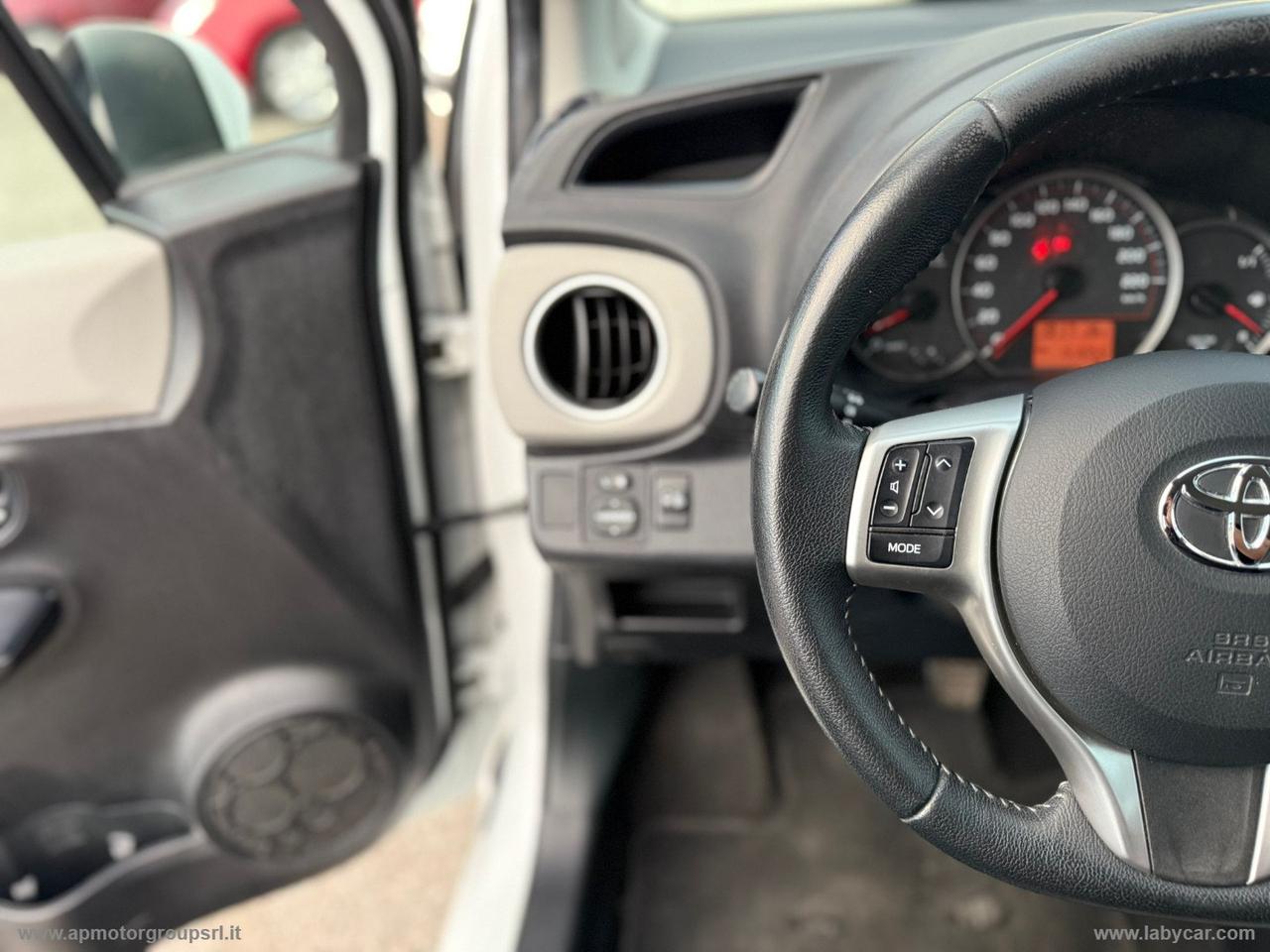 TOYOTA Yaris 1.0 5p. Lounge