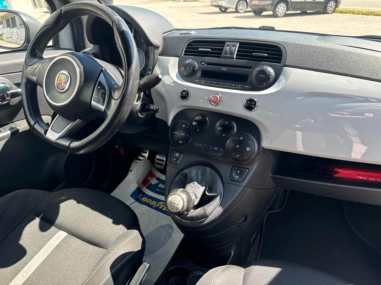 Abarth 500 C 1.4 Turbo T-Jet Custom GARANZIA