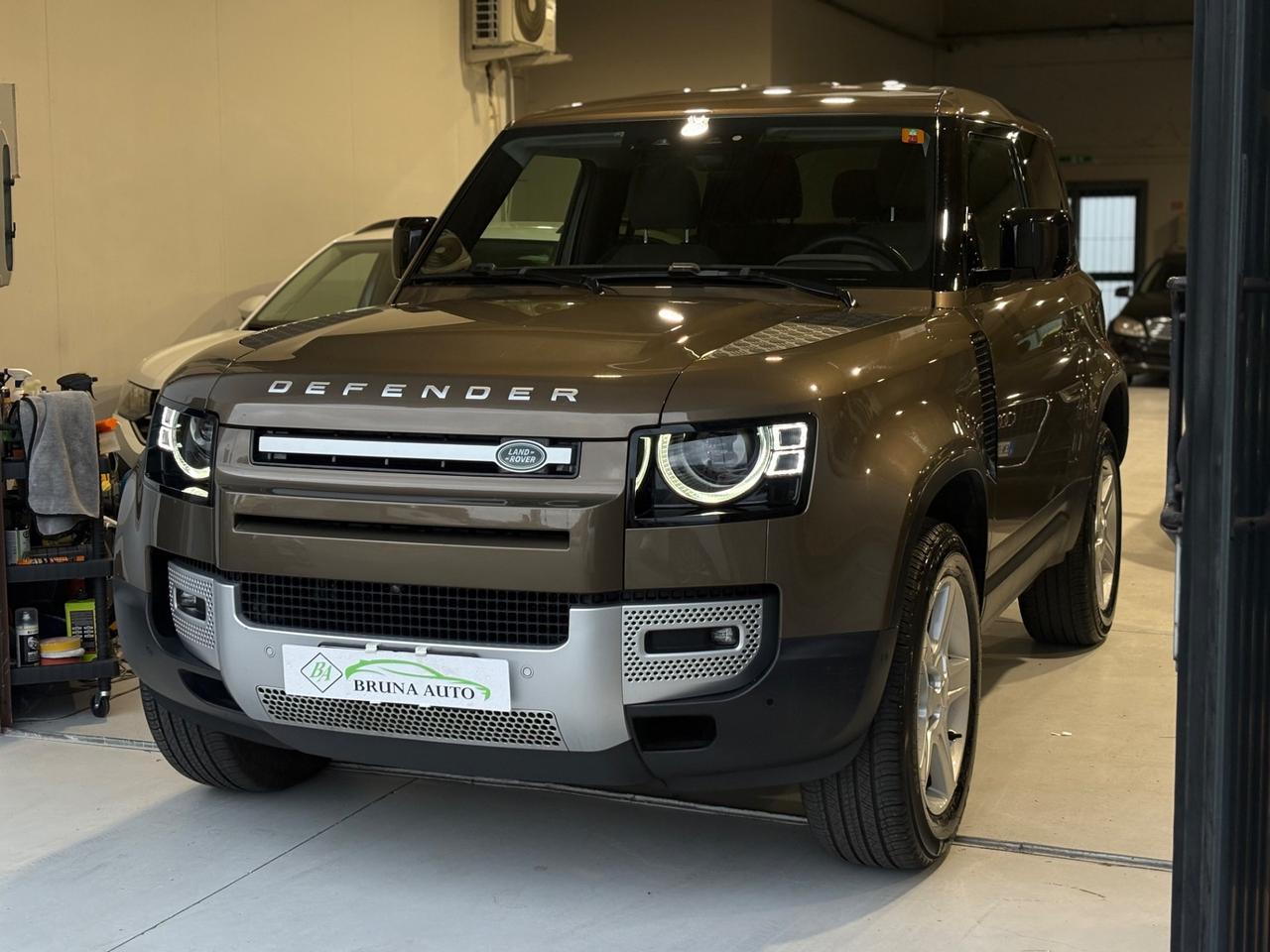 Land Rover Defender 90 3.0D I6 200 CV AWD Auto X-Dynamic SE