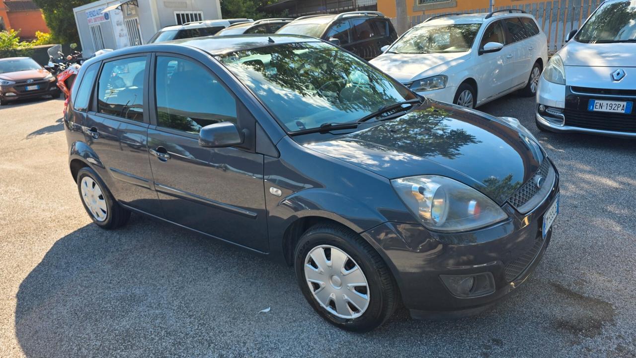 Ford Fiesta 1.4 TDCi 5p. Titanium
