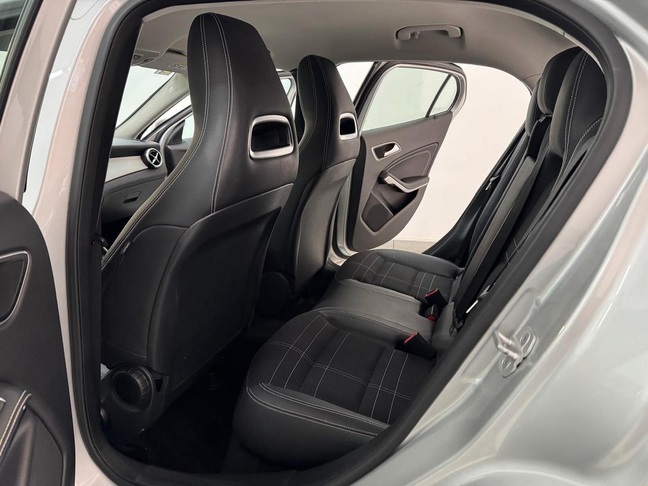 Mercedes-benz GLA 200 d Automatic Sport 2016