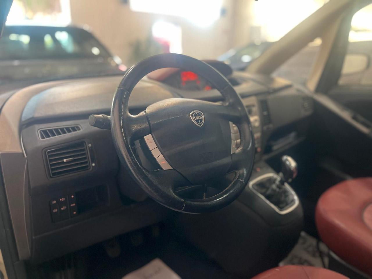 LANCIA MUSA 1.6Mjt POLTRONA FRAU