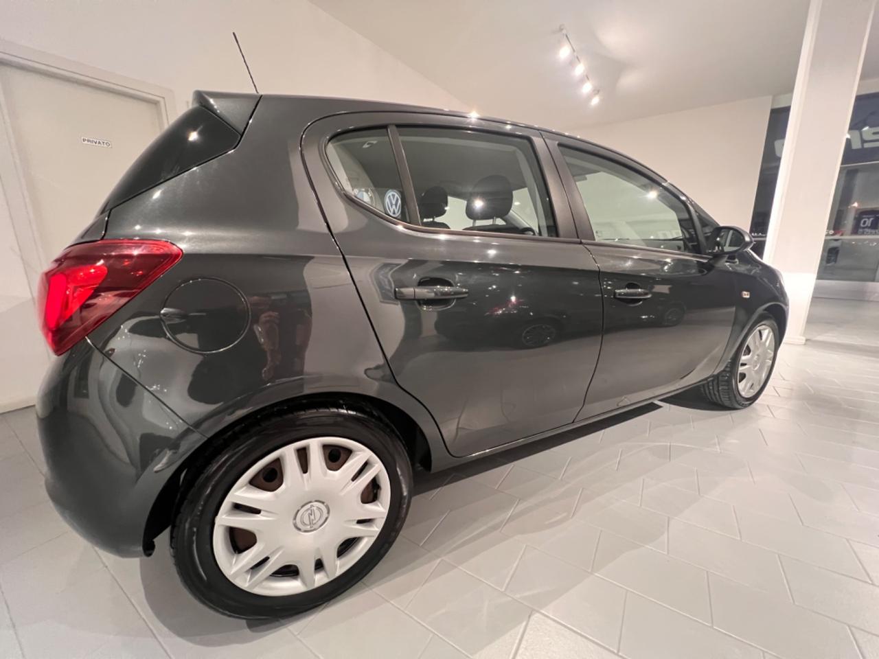 Opel Corsa 1.2 5 porte