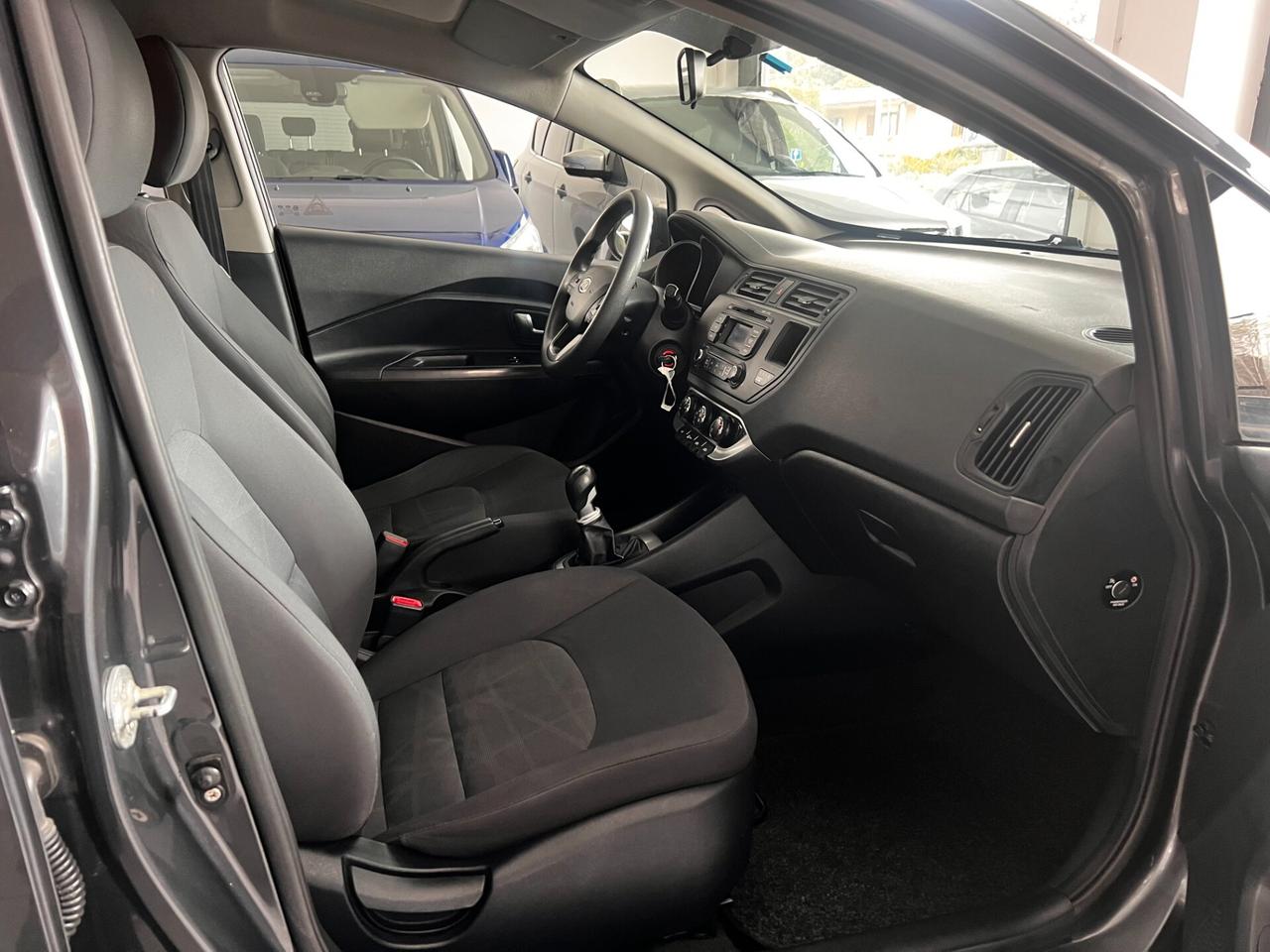 Kia Rio 1.4 CRDi WGT 5p. EX