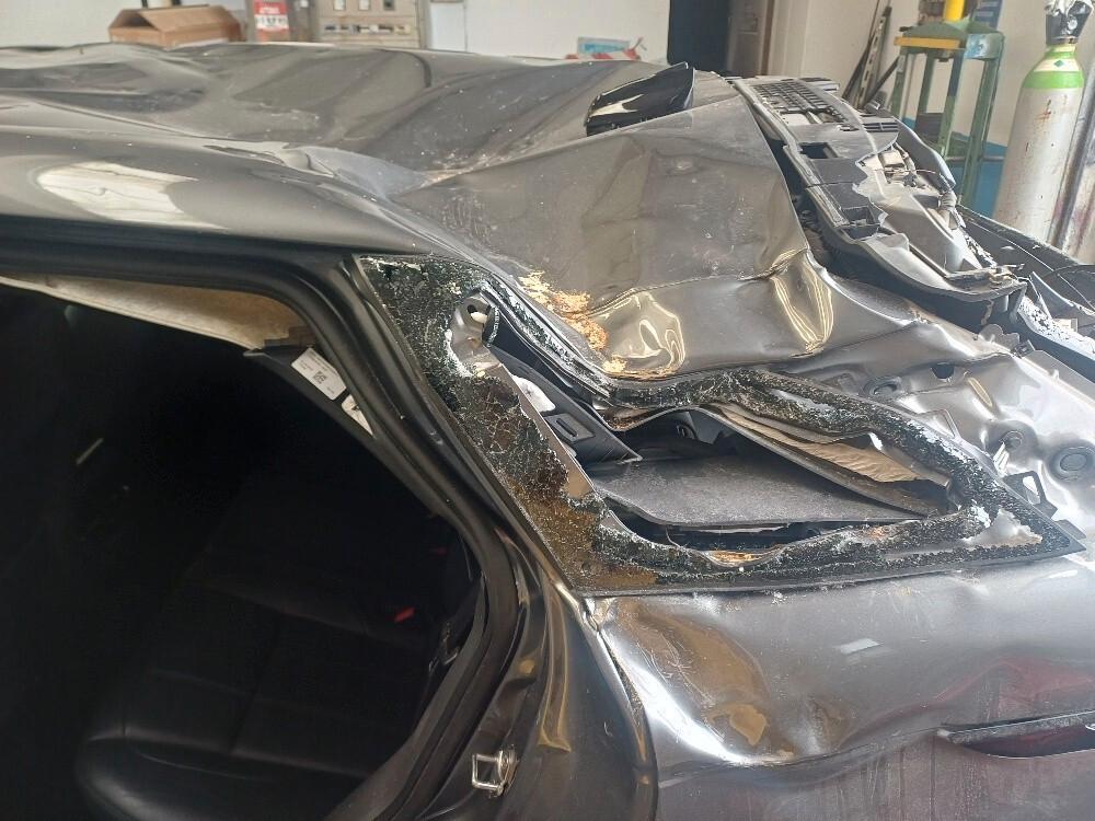 Land Rover Range Evoque 2.0D R-Dynamic Incidentato