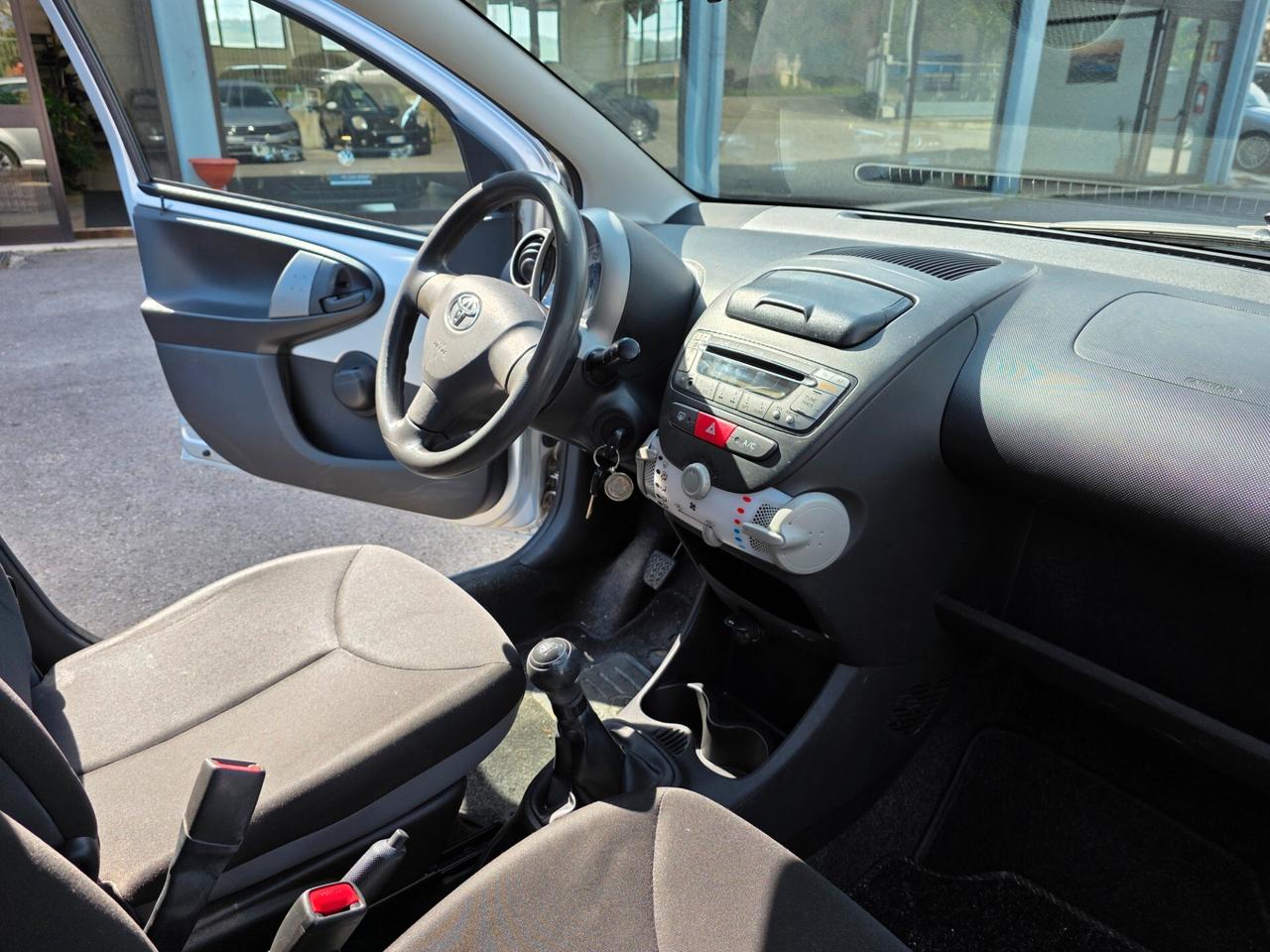 Toyota Aygo 1.0 12V VVT-i 5 porte Active Connect