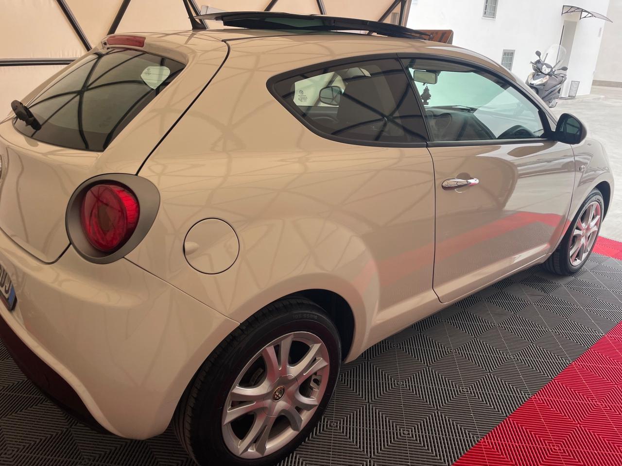 Alfa Romeo MiTo 1.3 JTDm-2 95 CV S&S Distinctive Sport Pack