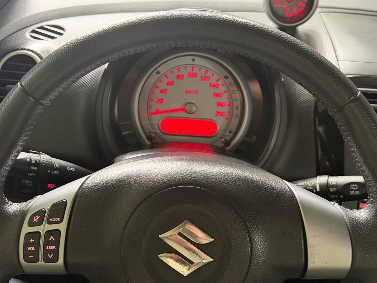 Suzuki Splash 1.0 GL Style 68cv NEOPATENTATI 2013