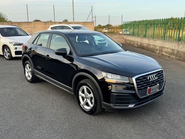 Audi Q2 30 TDI S tronic Business Design