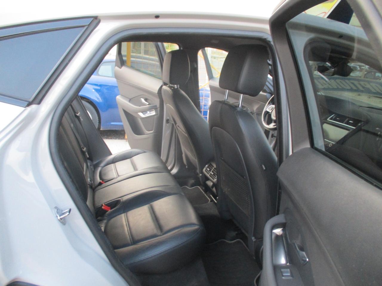 Jaguar E-Pace 2.0D 150 CV AWD aut. R-Dynamic HSE