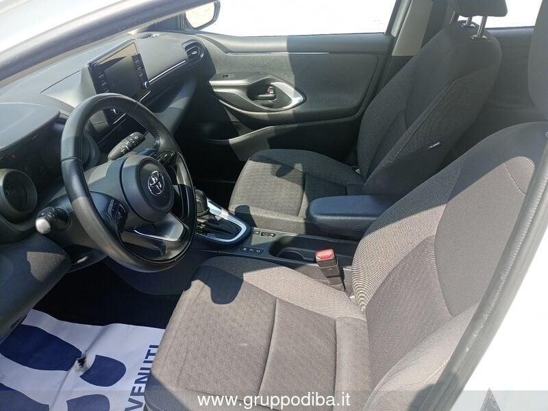 Toyota Yaris IV 2020 1.5h Trend