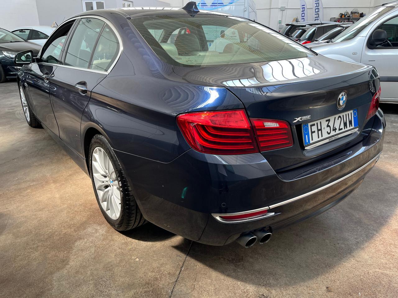 Bmw 520 520d xDrive Luxury