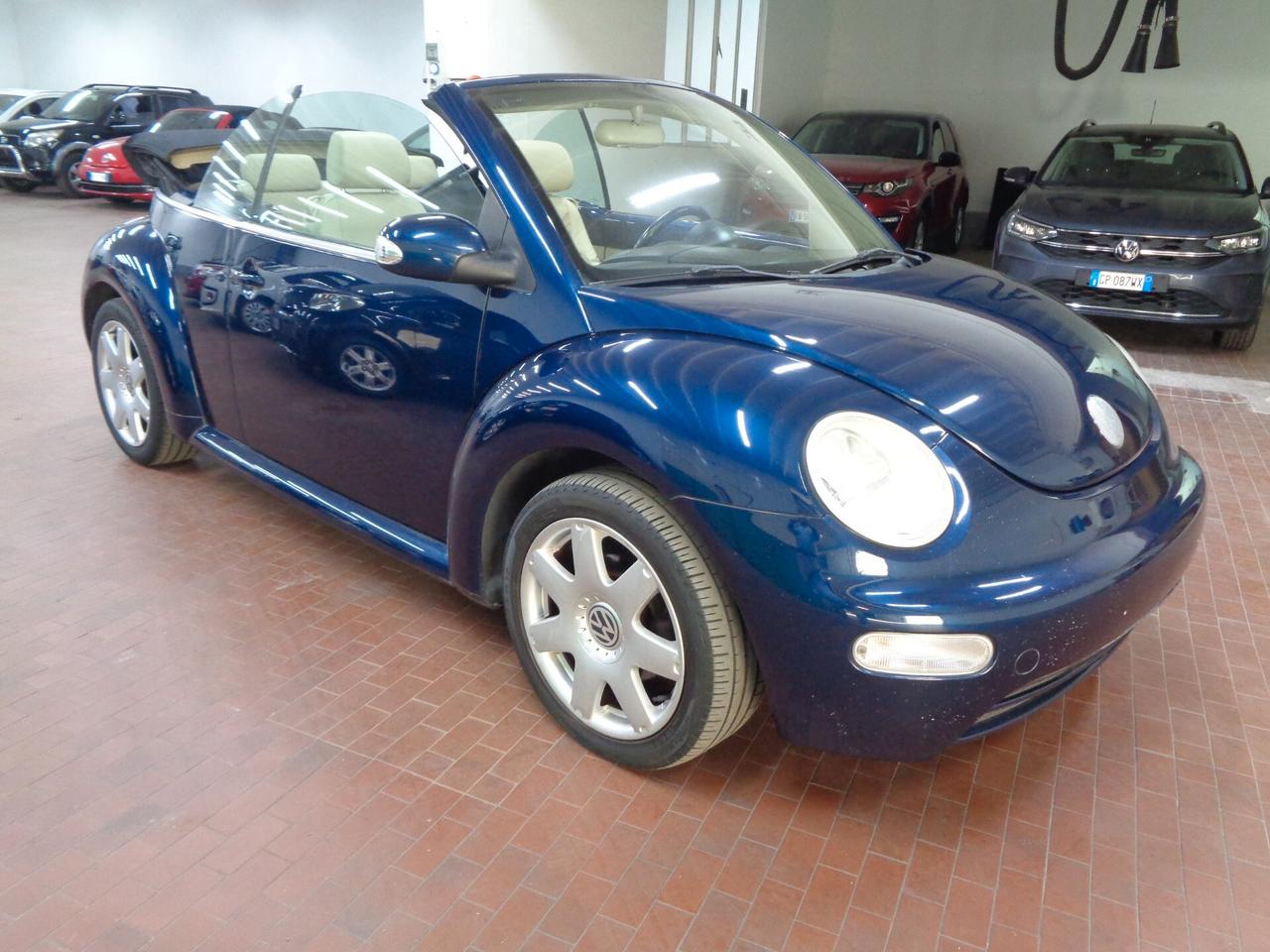 Volkswagen New Beetle 2.0 Cabrio